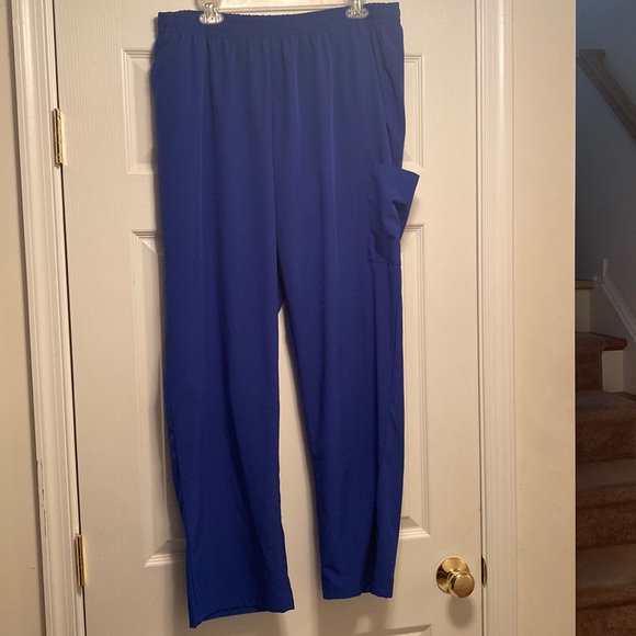 GT Performance Pants - GT Performance Royal Blue Scrub Pants with elastic waist and drawstrings.